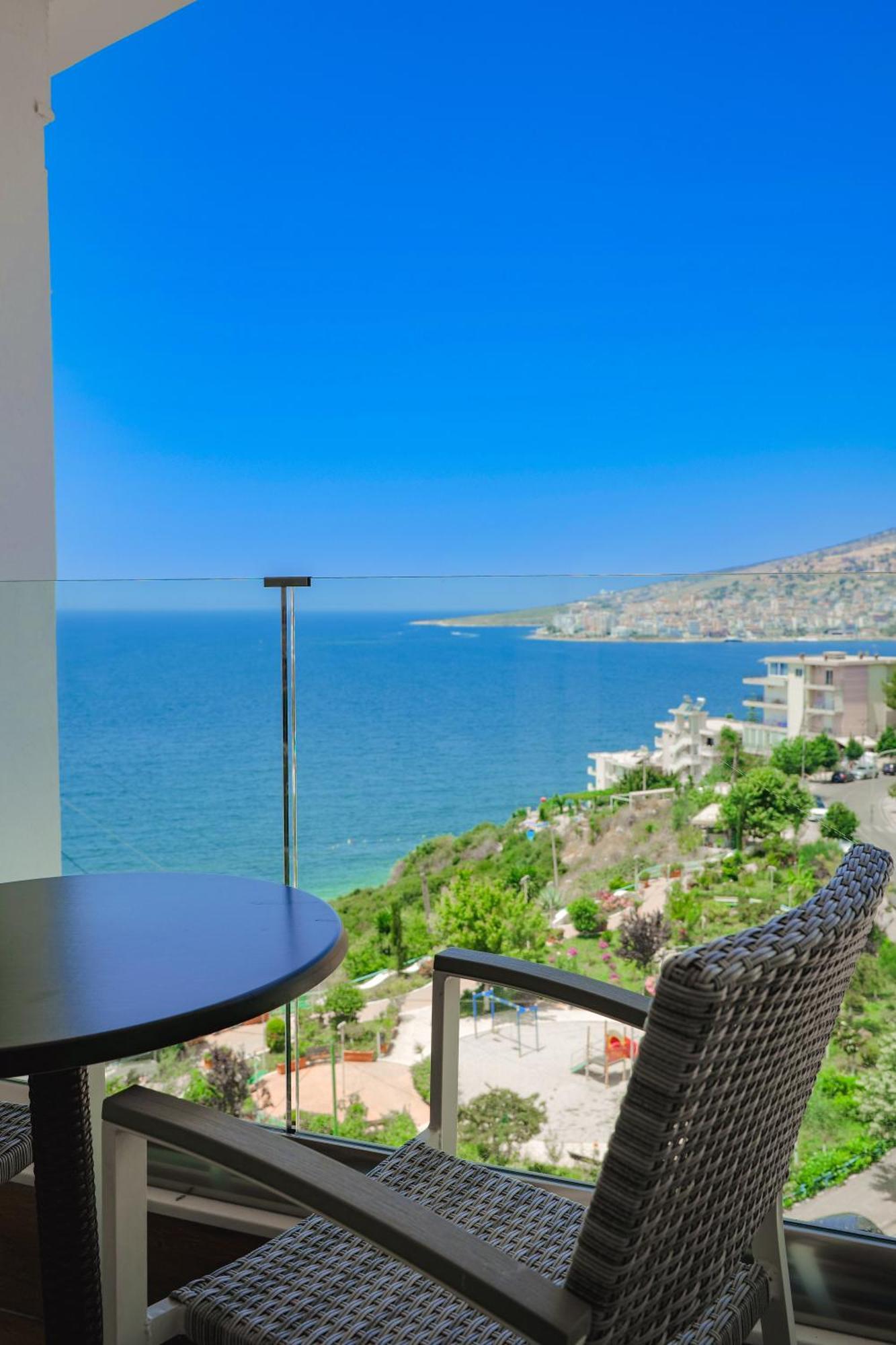 Oasis Sarandë
