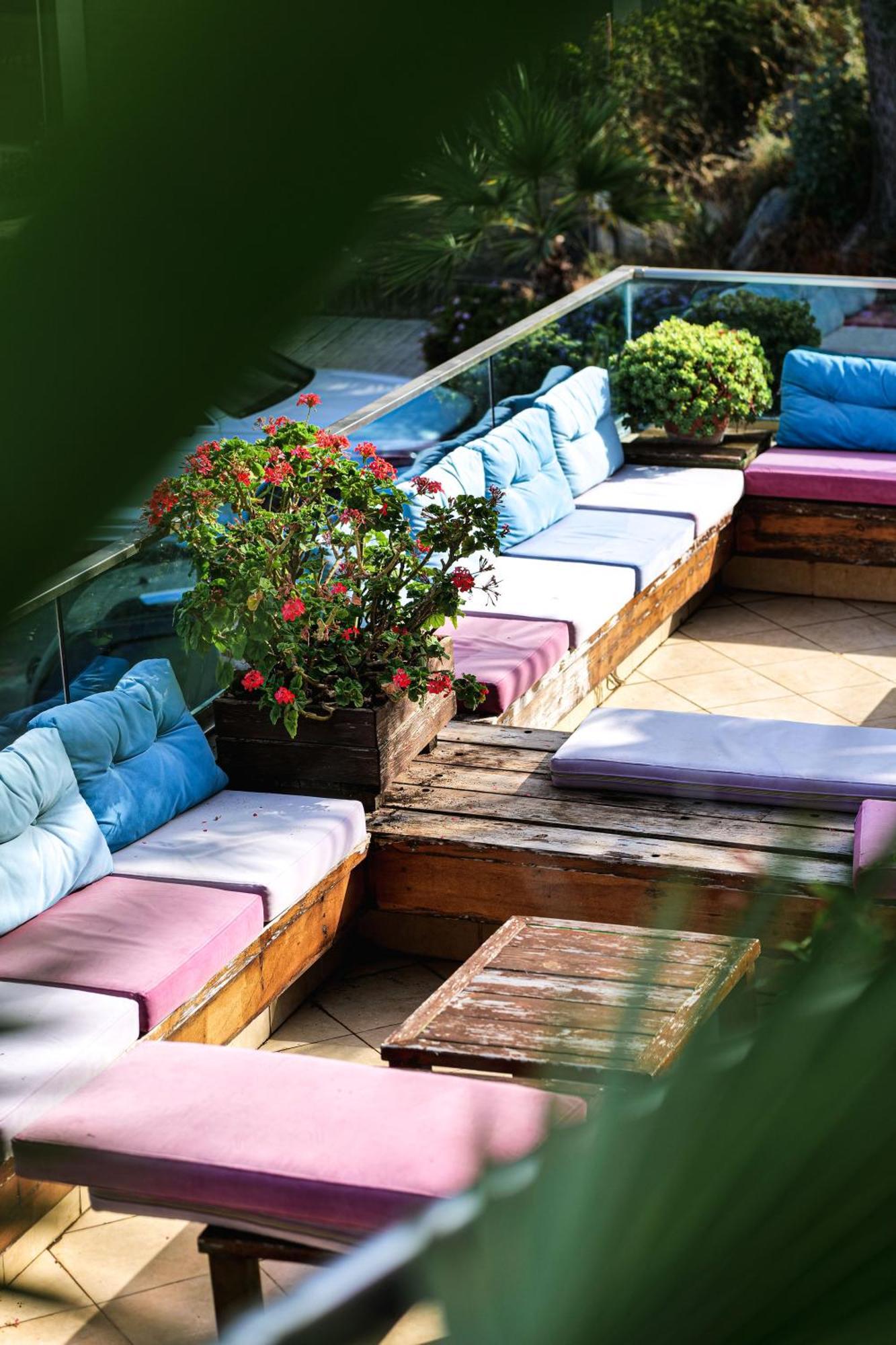 Oasis Hotel Sarandë