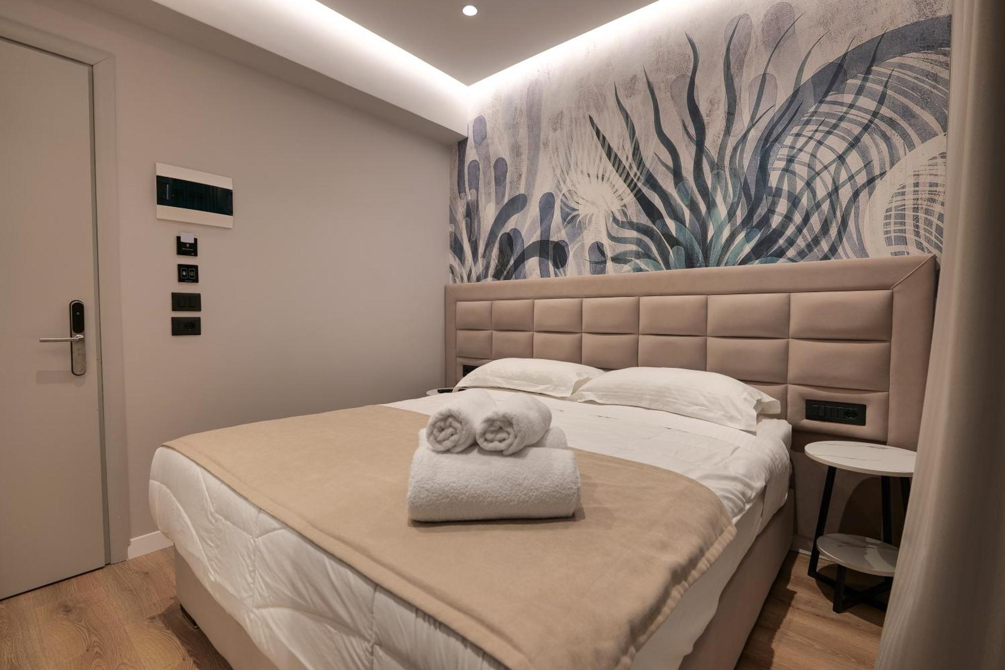 Oasis Hotel 4*