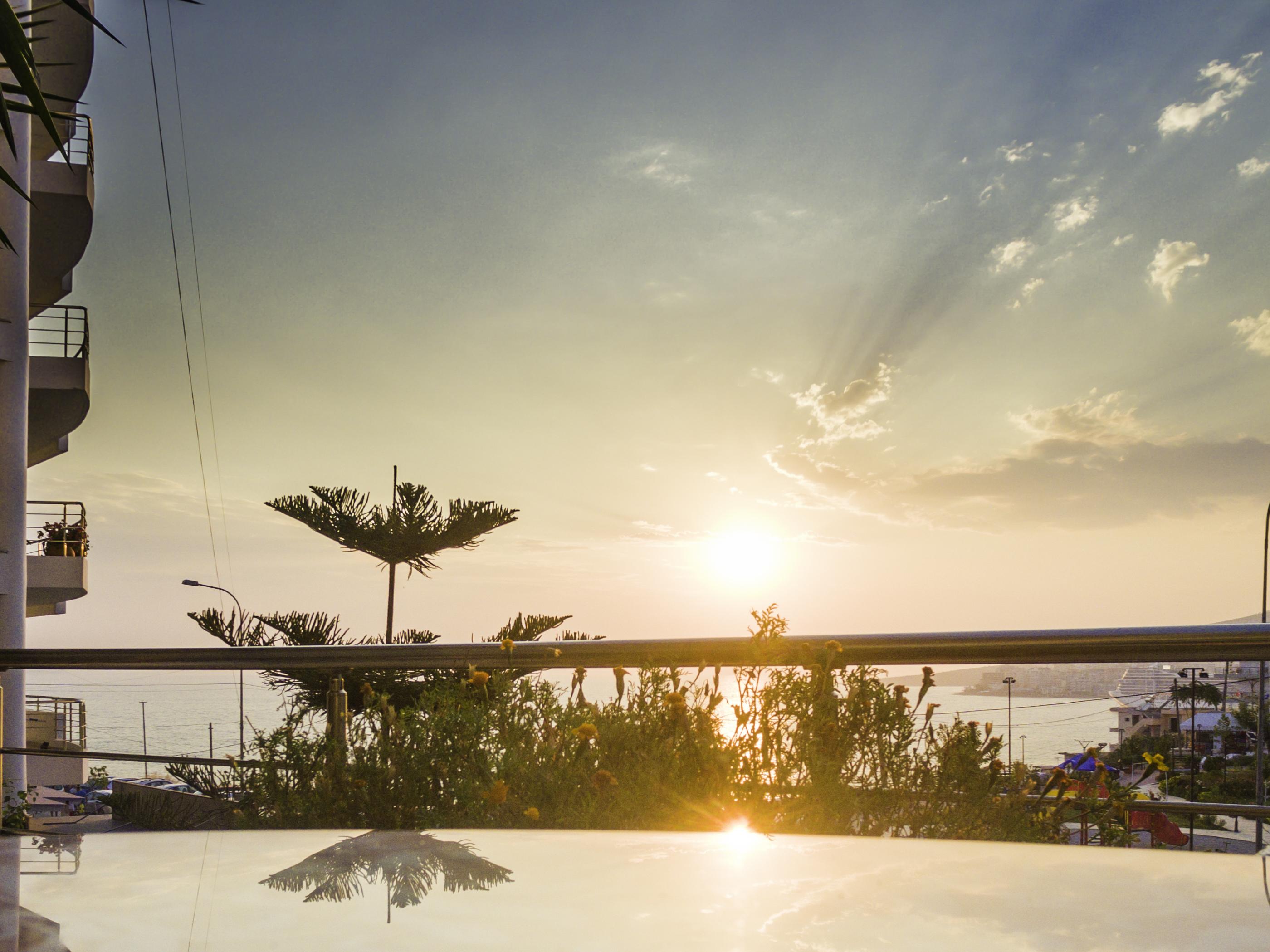 Oasis Hotel