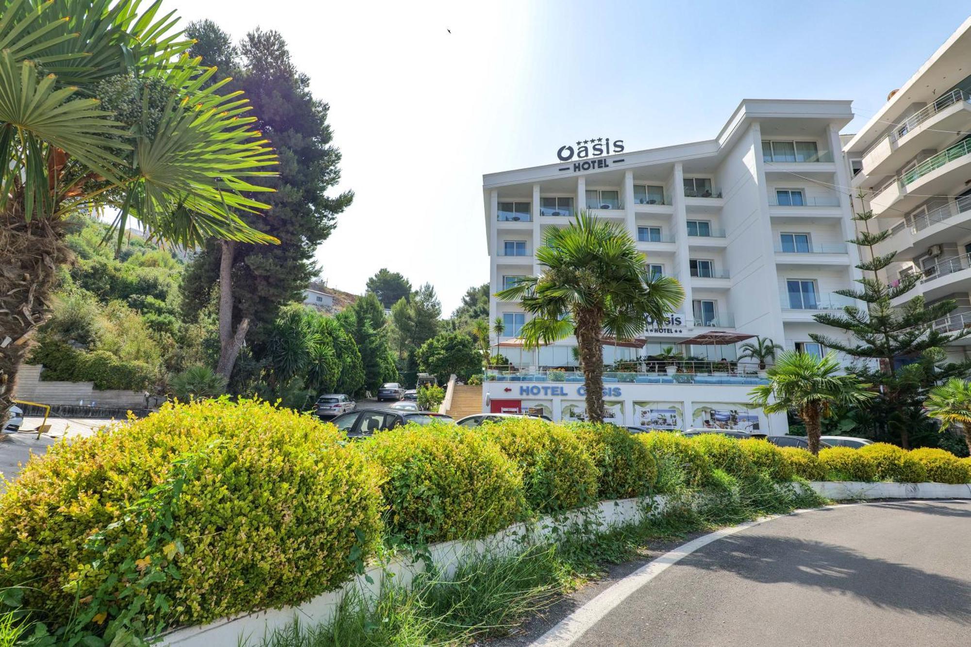 Oasis Hotel
