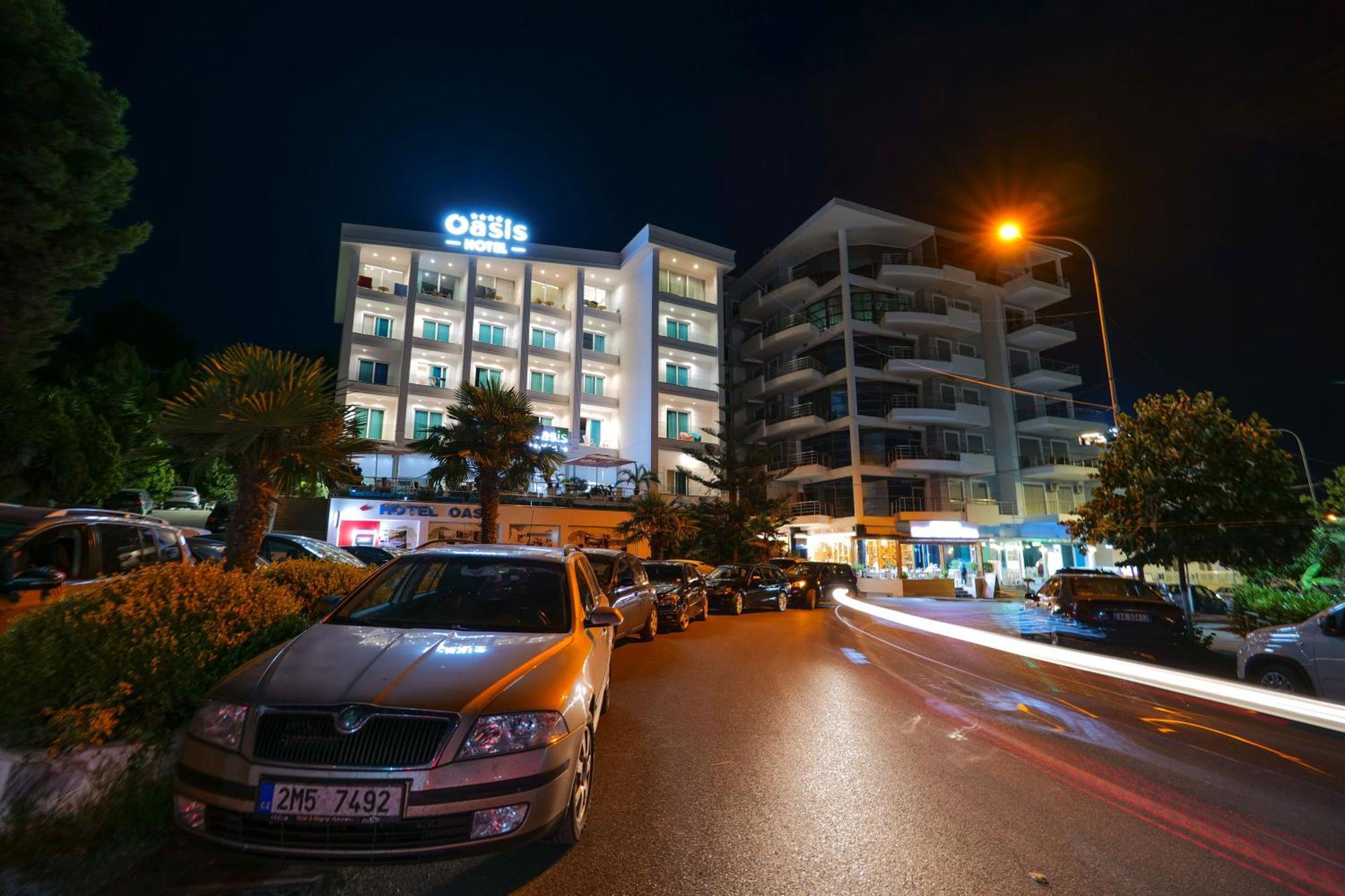 Oasis Hotel