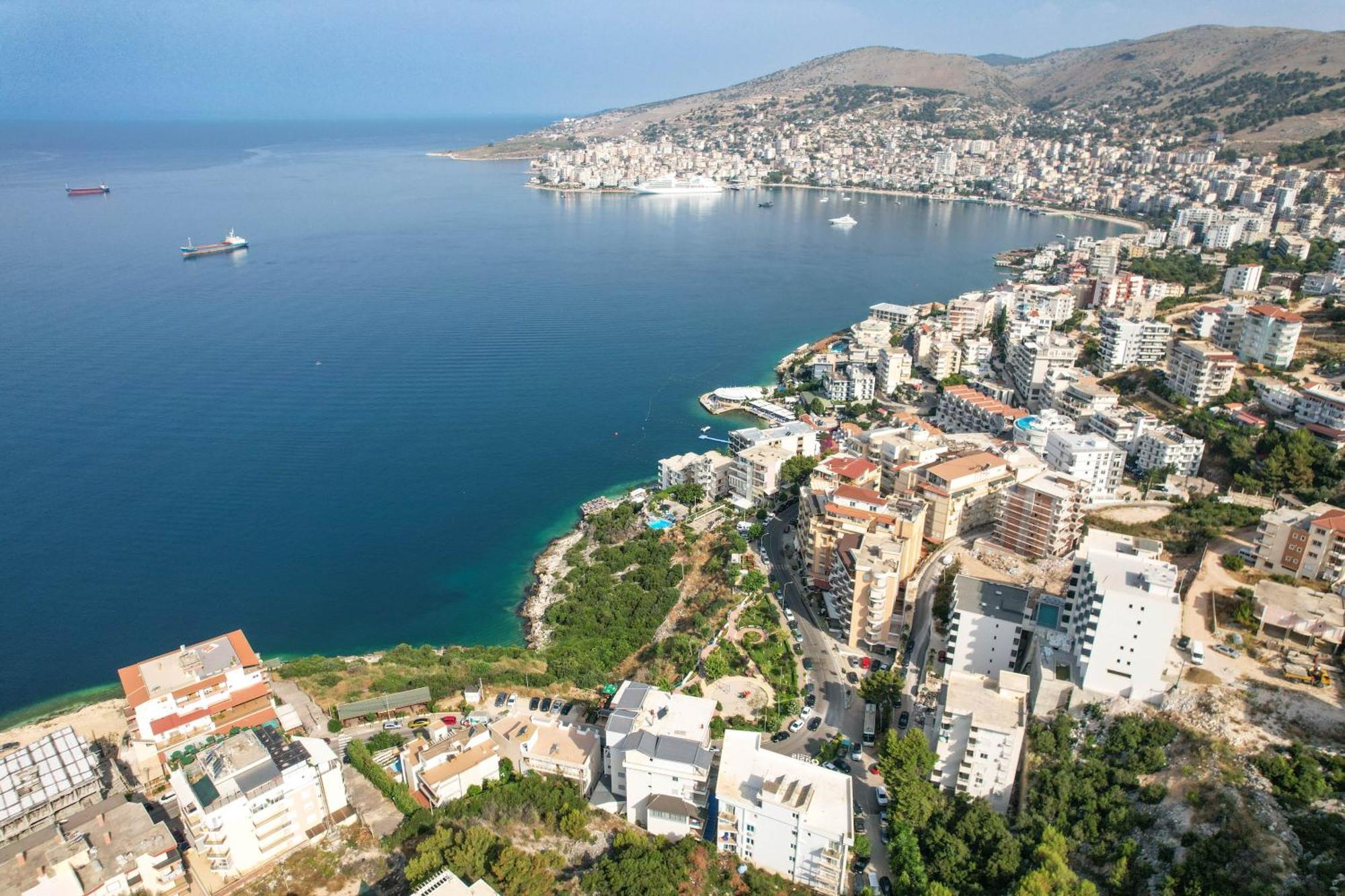 Oasis Sarandë