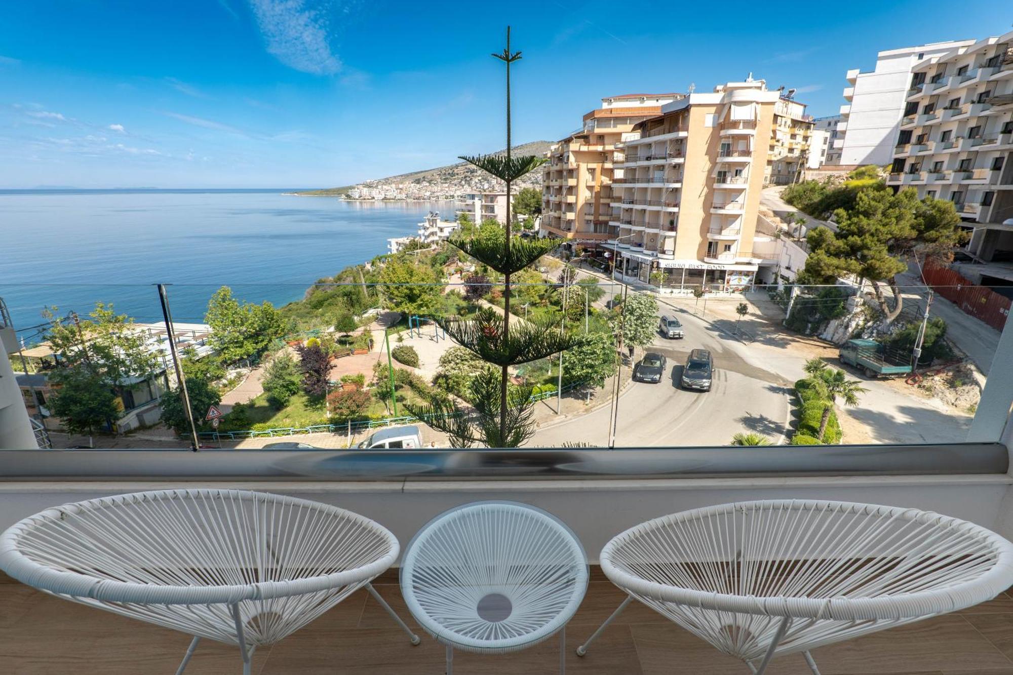 Hotel Oasis 4*